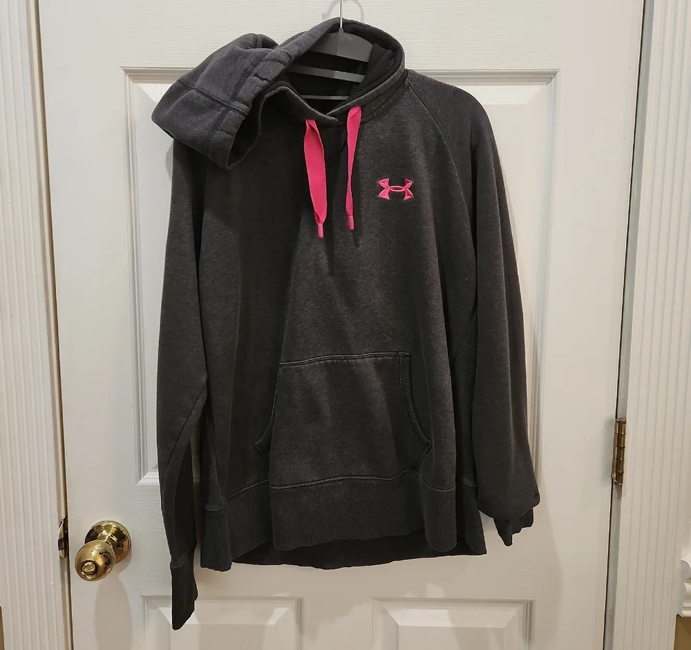 Under Armour Storm  Womens  Charcoal Hoodie with Neon Pink Details Size L